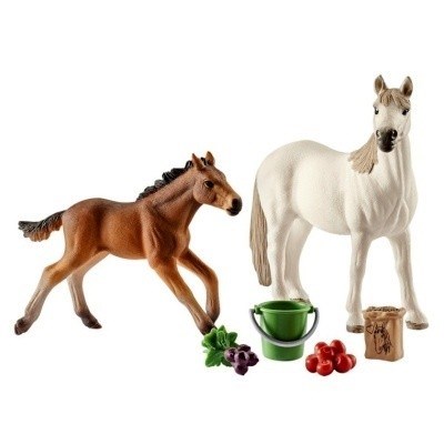 SCHLEICH 42390 mustang a pastva