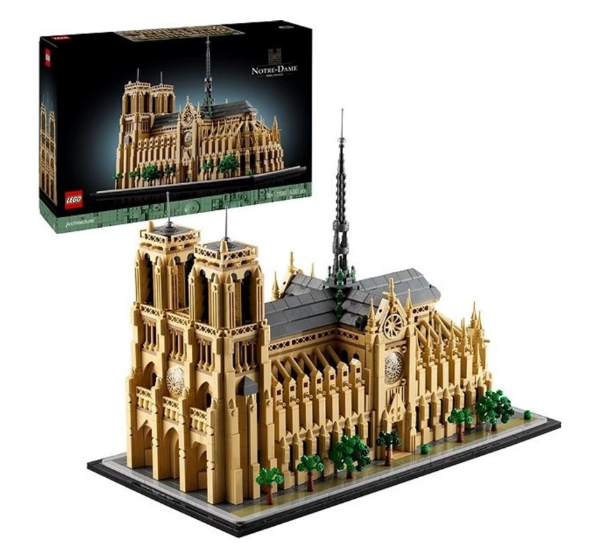 LEGO® Architecture 21061 Notre Dame v Paříži